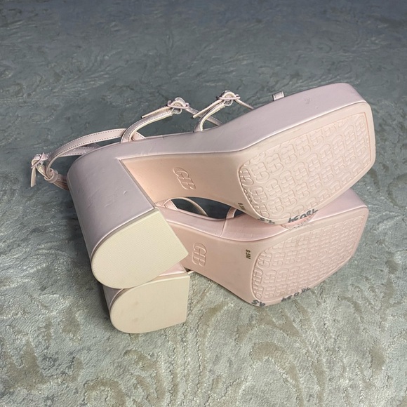 Elegant Pink Platform Heels - Picture 6 of 6